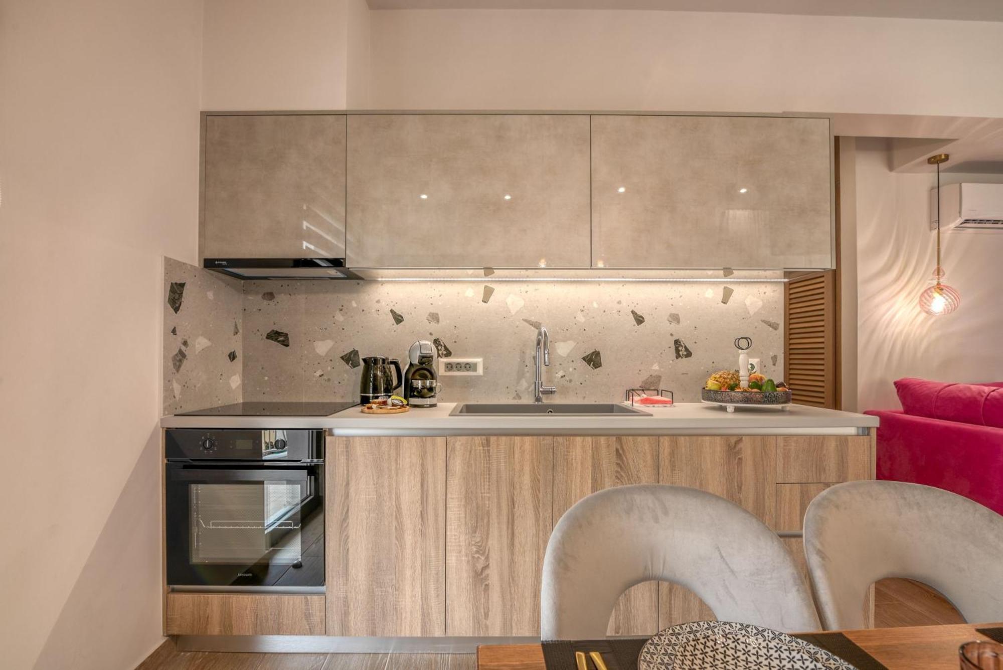 Magnolia Luxury Chania Central Apartments Esterno foto